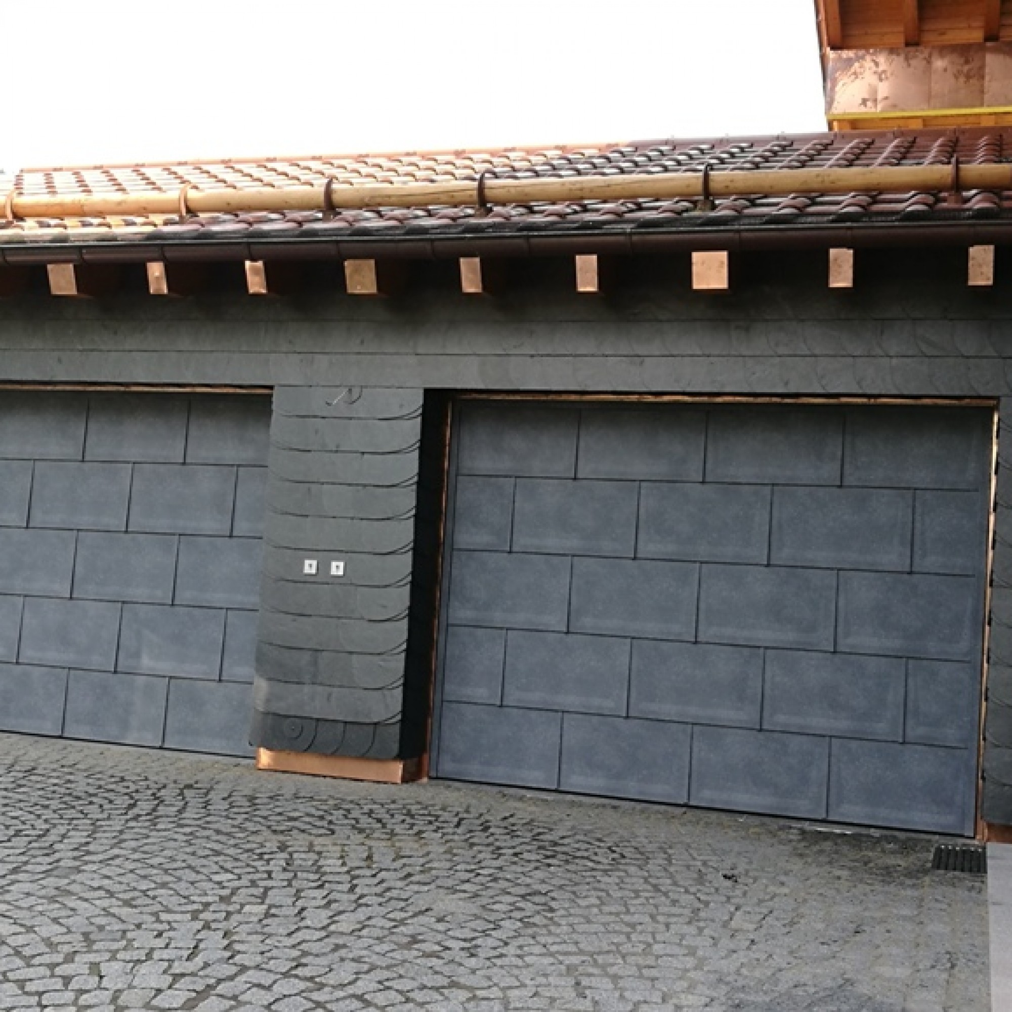 Garagentor-Verkleidung-FX12-Steingrau